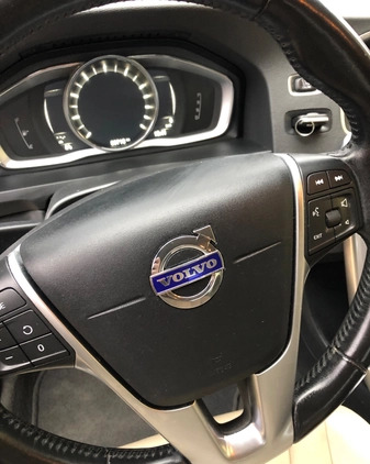 Volvo S60 cena 69000 przebieg: 80700, rok produkcji 2018 z Augustów małe 172